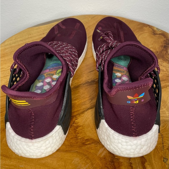 adidas nmd r1 pharrell hu friends and family burgundy
